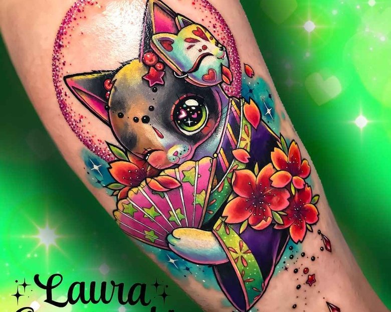 Кавайные татуировки Laura Annunaki