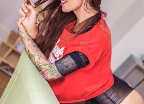 Обворожительная Siria De Fazio